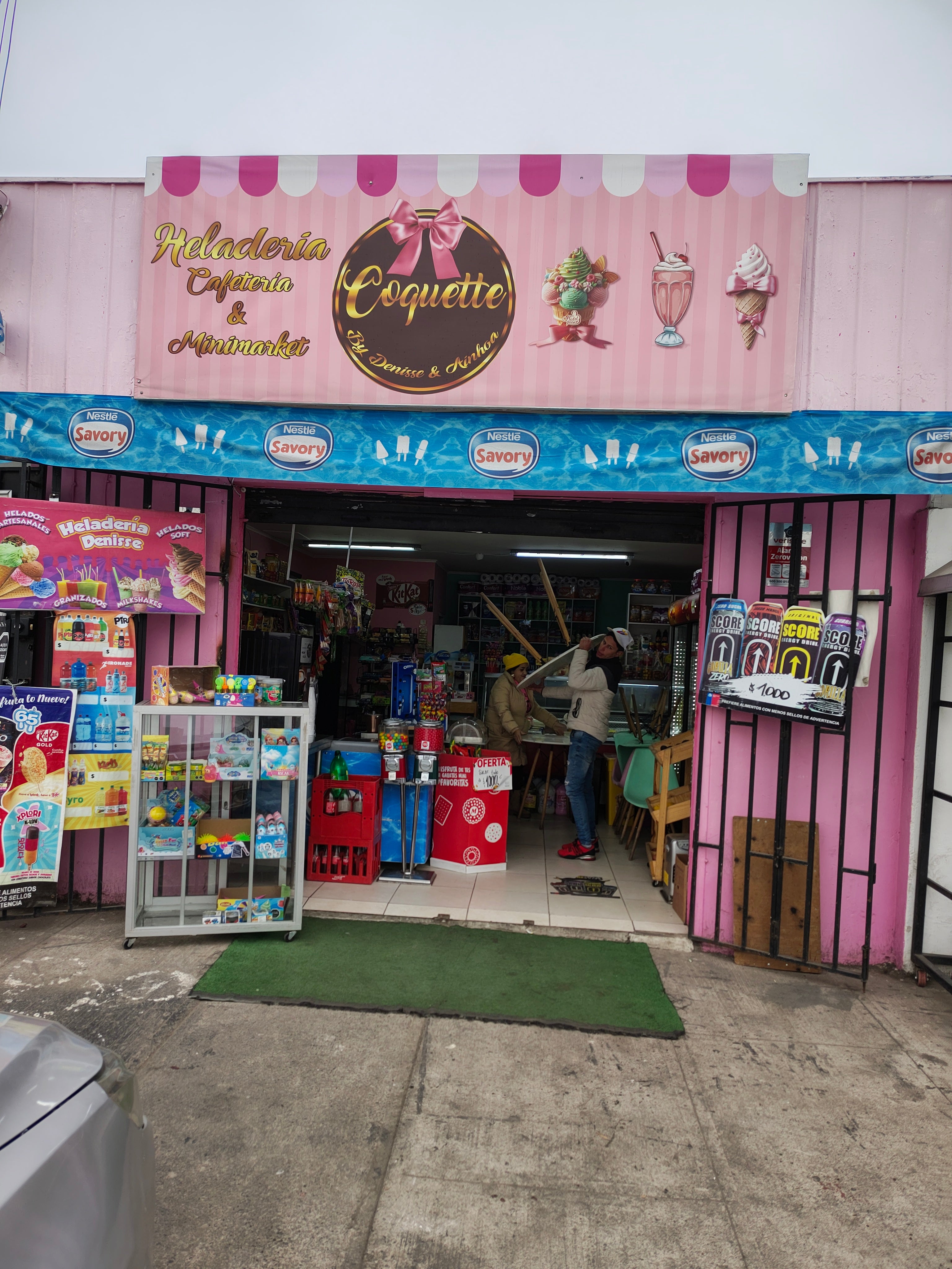 heladería confitería y minimarket Coquette